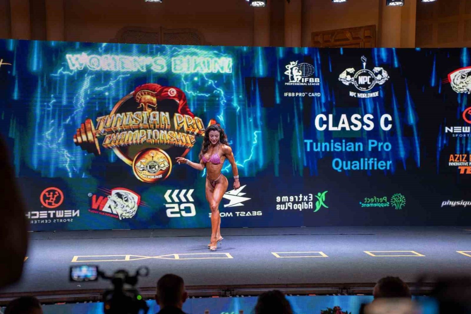 denizlili-sporcu-vucut-gelistirmede-ifbb-pro-card-sahibi-oldu