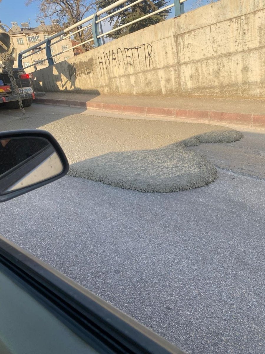 elazigda-yola-beton-doken-miksere-668-bin-lira-ceza-kesildi