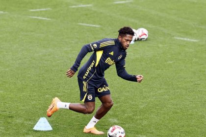 fenerbahce-1-gunluk-iznin-ardindan-calismalarina-devam-etti