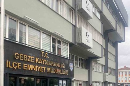 gebzede-haklarinda-hapis-cezasi-bulunan-2-hukumlu-yakalandi