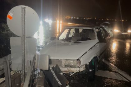 hurdaya-donen-otomobilden-yara-almadan-cikti-emniyet-kemeri-takmasam-camdan-cikardim-dedi