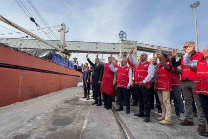 kizilay-genel-baskani-fatma-meric-yilmaz