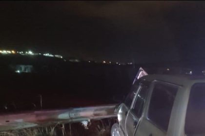 kontrolden-cikan-otomobil-refuje-carpti-1-kisi-yaralandi