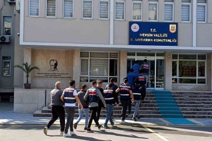 mersinde-aranan-26-sahis-jandarma-ekiplerince-yakalandi