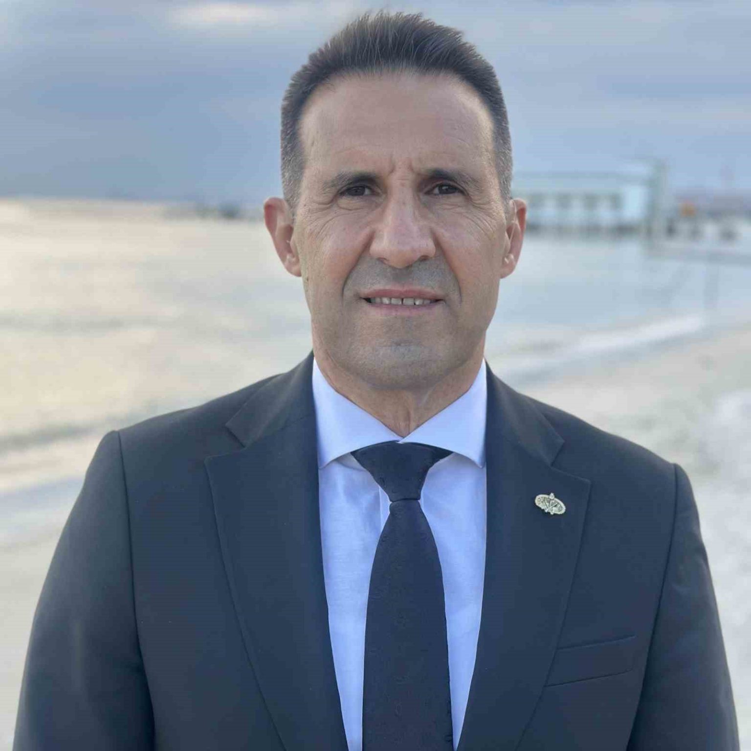 mhp-genel-baskani-devlet-bahceliye-hakaret-eden-emekli-albay-ozellerin-yargilandigi-davada-karar-cikti