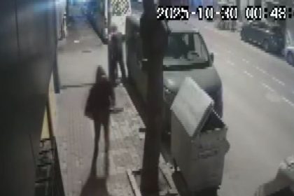 musaade-isteyip-is-yerini-kursunladi-o-anlar-guvenlik-kamerasina-yansidi