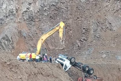 orduda-tas-ocaginda-kamyon-devrildi-surucu-hayatini-kaybetti