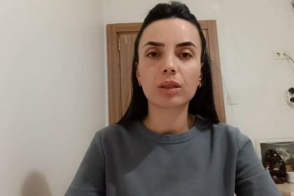 siirtte-kayip-alzheimer-hastasi-sahsin-kizi-koye-gelen-hayvan-aracini-isaret-etti