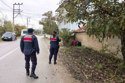 supheli-valiz-ekipleri-teyakkuza-gecirdi