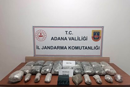 adanada-11-kilo-skunk-ele-gecirildi