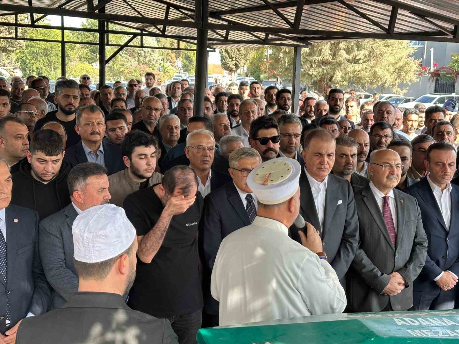 ak-parti-sozcusu-omer-celikin-aci-gunu