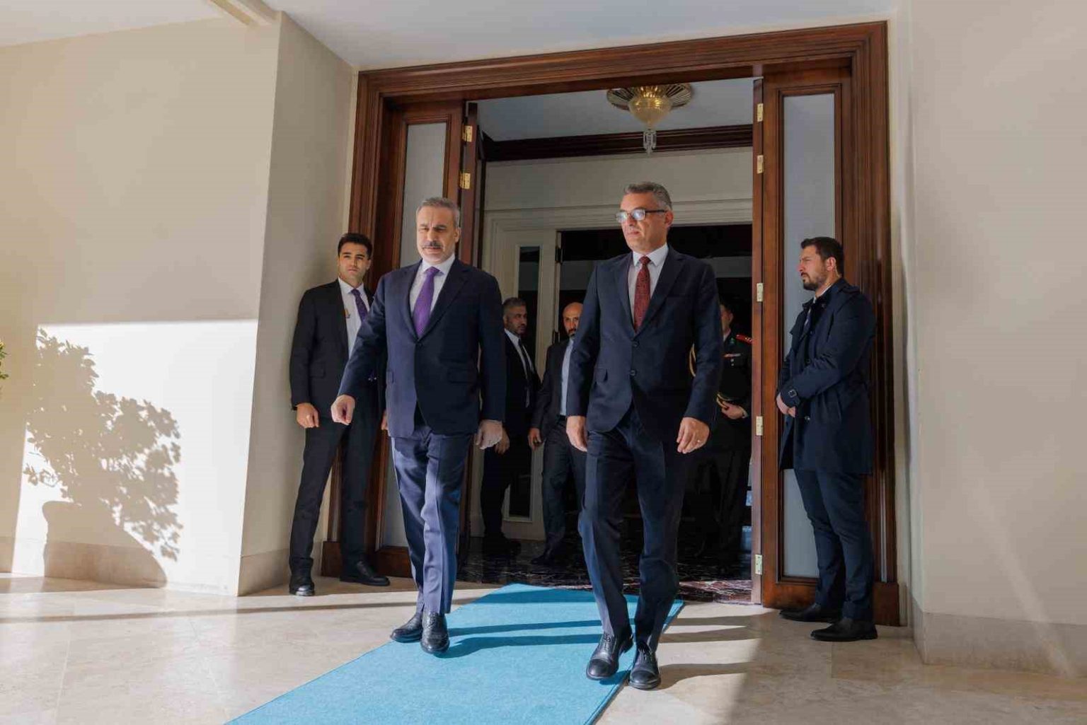 bakan-fidan-kktc-cumhurbaskani-erhuman-ile-bir-araya-geldi