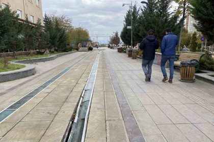 bakimsiz-kalan-hatboyu-her-gecen-gun-daha-da-yipraniyor