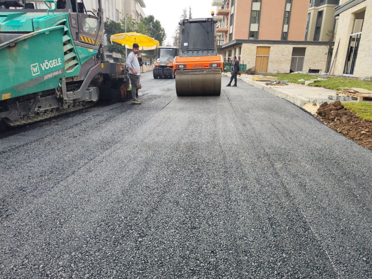 barbaros-hayrettin-ve-siteler-mahallelerinde-asfalt-calismalari-suruyor