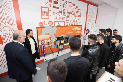 baskan-sandikci-gelecegin-teknoloji-yildizlarini-canikte-yetistiriyoruz