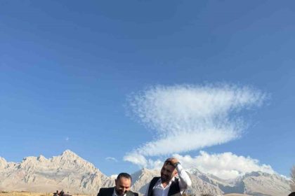 camardida-damat-serinletme-gelenegi-renkli-goruntulere-sahne-oldu