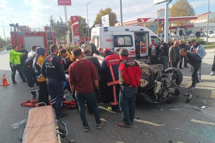 corumda-takla-atan-otomobilim-surucusu-yaralandi