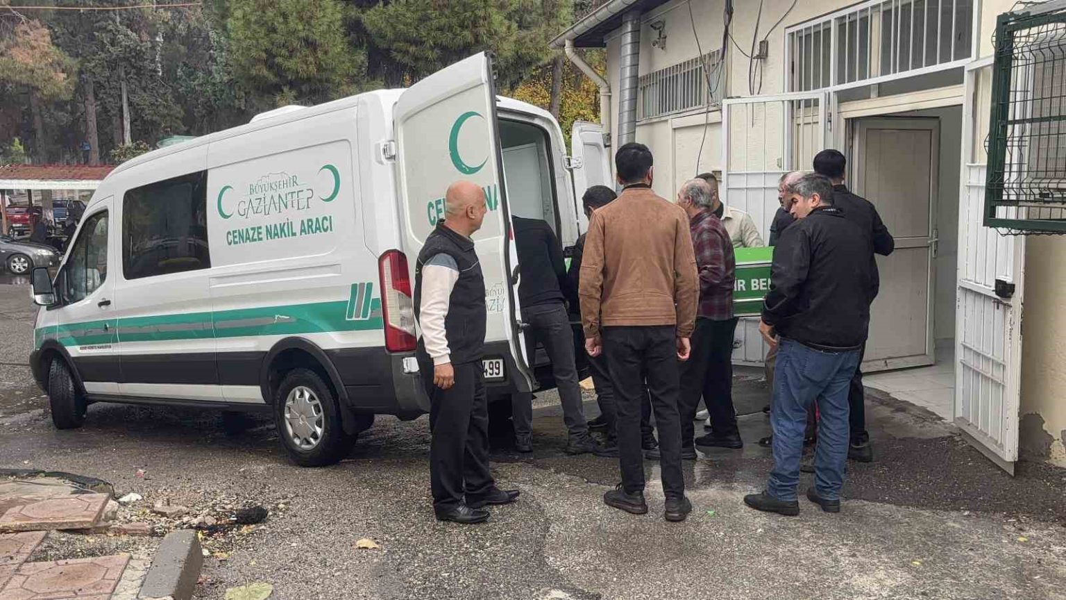 ders-cikisi-kalp-krizi-geciren-ogretmen-kurtarilamadi