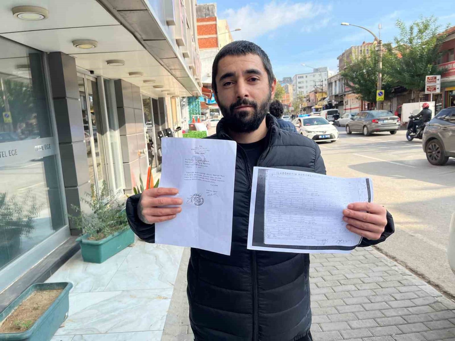 dogdugu-topraklarda-35-yildir-kimliksiz-ve-vatansiz-yasiyor