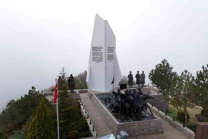 duatepe-aniti-sisle-kaplandi-ortaya-kartpostallik-goruntuler-cikti