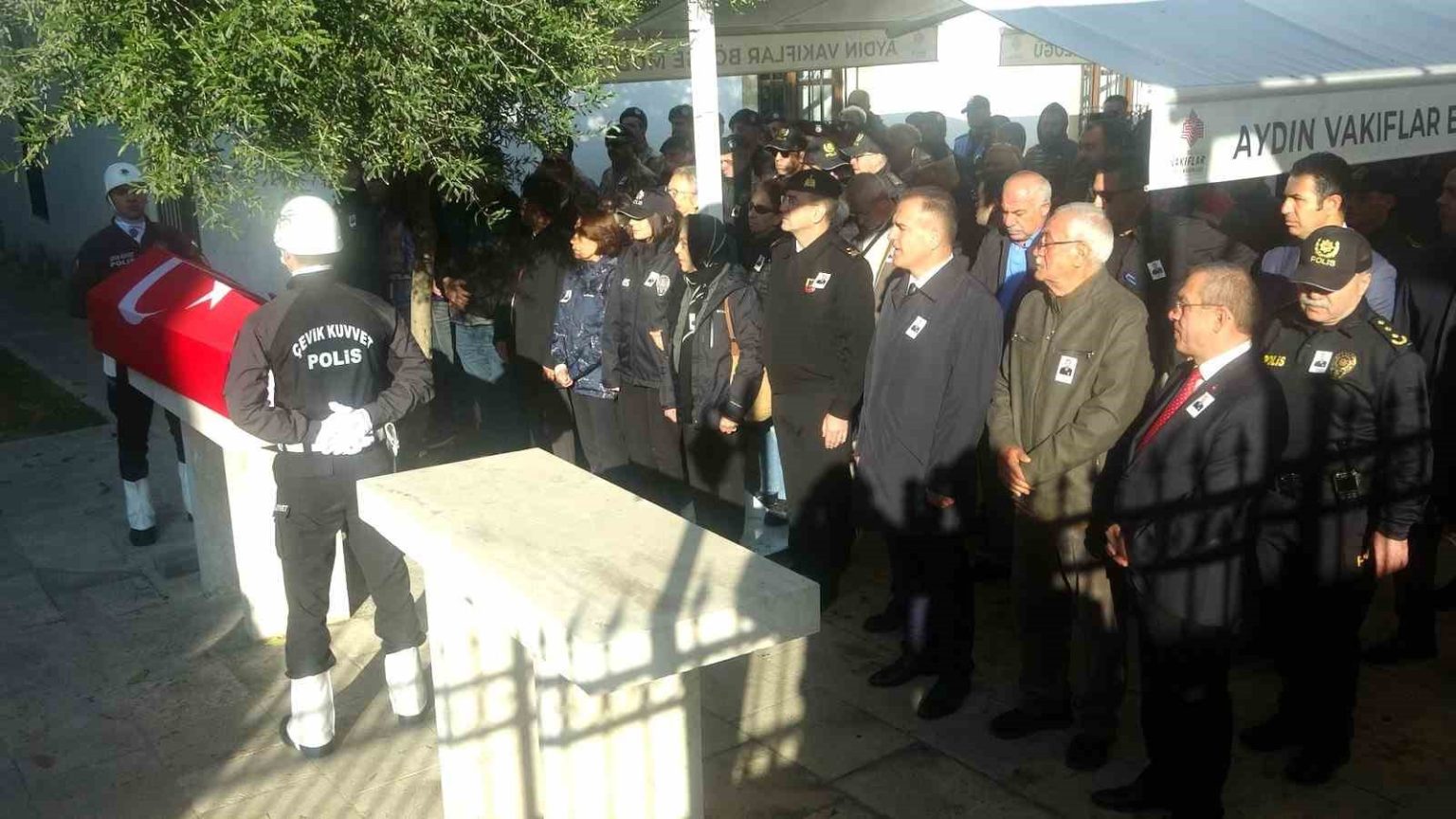 emekli-emniyet-muduru-yildiz-hayatini-kaybetti