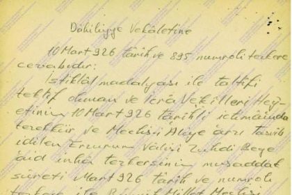 erzurum-valisine-istiklal-madalyasi