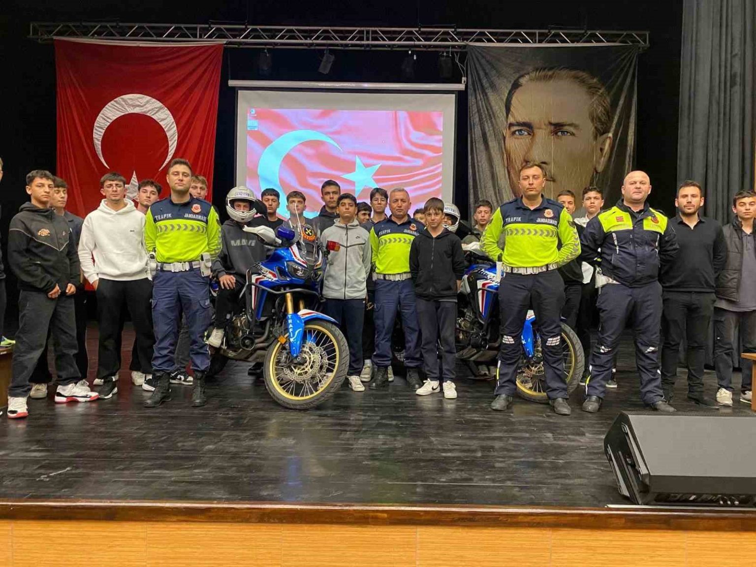 ezinede-motosiklet-suruculerine-yonelik-egitim