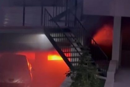 kahramanmarasta-elektrikli-otomobil-alev-alev-yandi