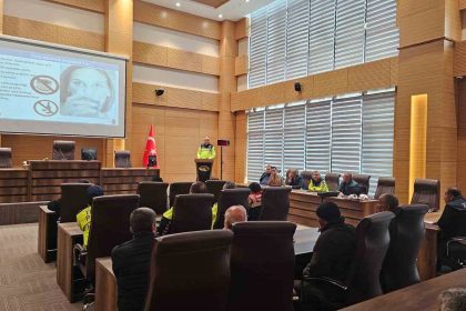 kiliste-hafriyat-tasiyan-araclara-yonelik-egitim-verildi