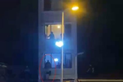 komsusunu-once-darp-etti-daha-sonra-pencereden-atti