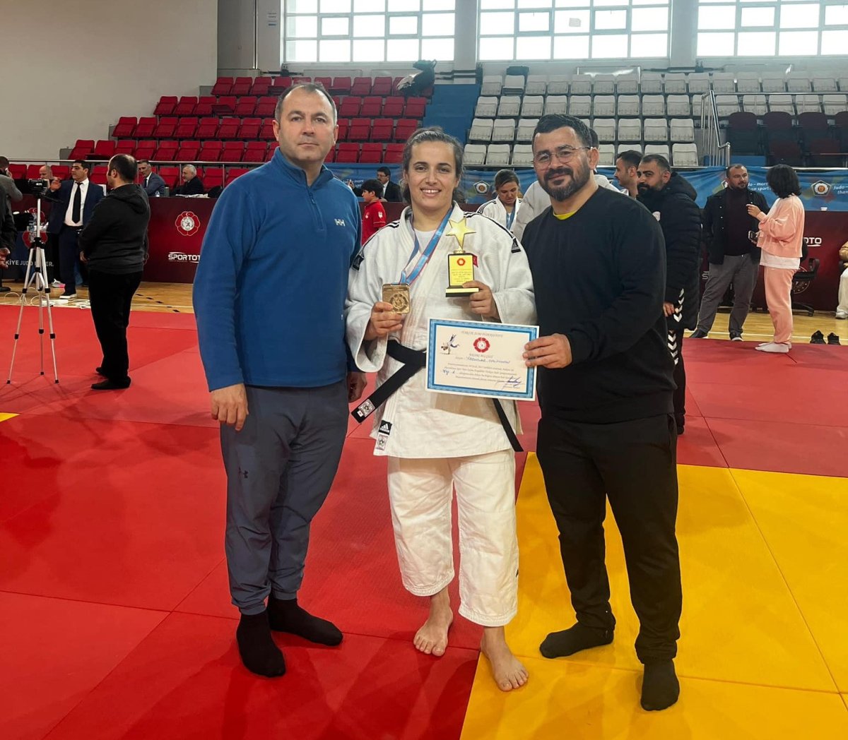 manisali-judocu-yadigar-talayhan-olimpiyatlar-icin-japonyada