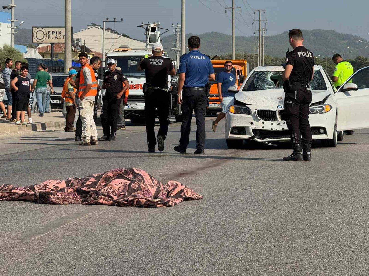 milletvekilinin-olumune-sebep-olan-genc-surucu-tahliye-oldu