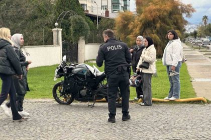 samsunda-motosiklet-otomobille-carpisti-1-yarali