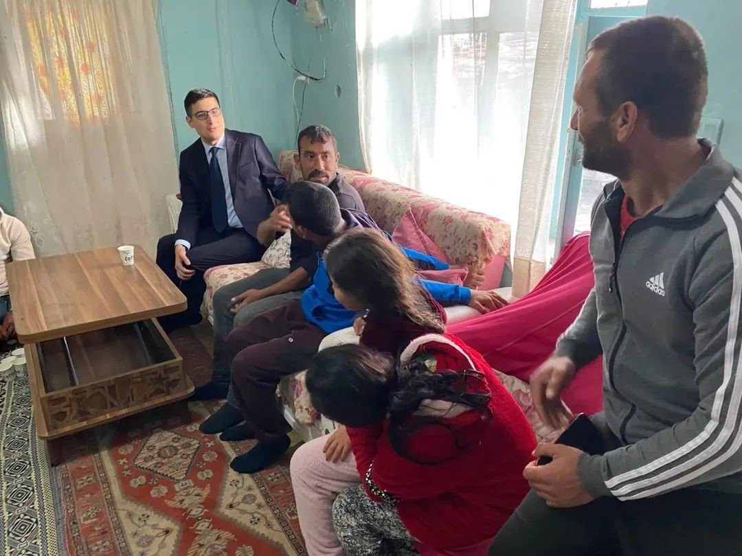 suloglu-kaymakami-tutardan-ailelere-devamsizlik-uyarisi