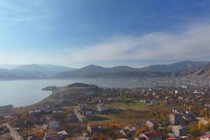 tatvanda-sonbaharin-buyuleyici-renkleri-goruntulendi