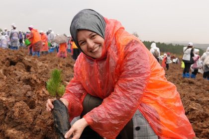 turgevli-gencler-milli-agaclandirma-gununde-yesil-vatan-icin-kenetlendi