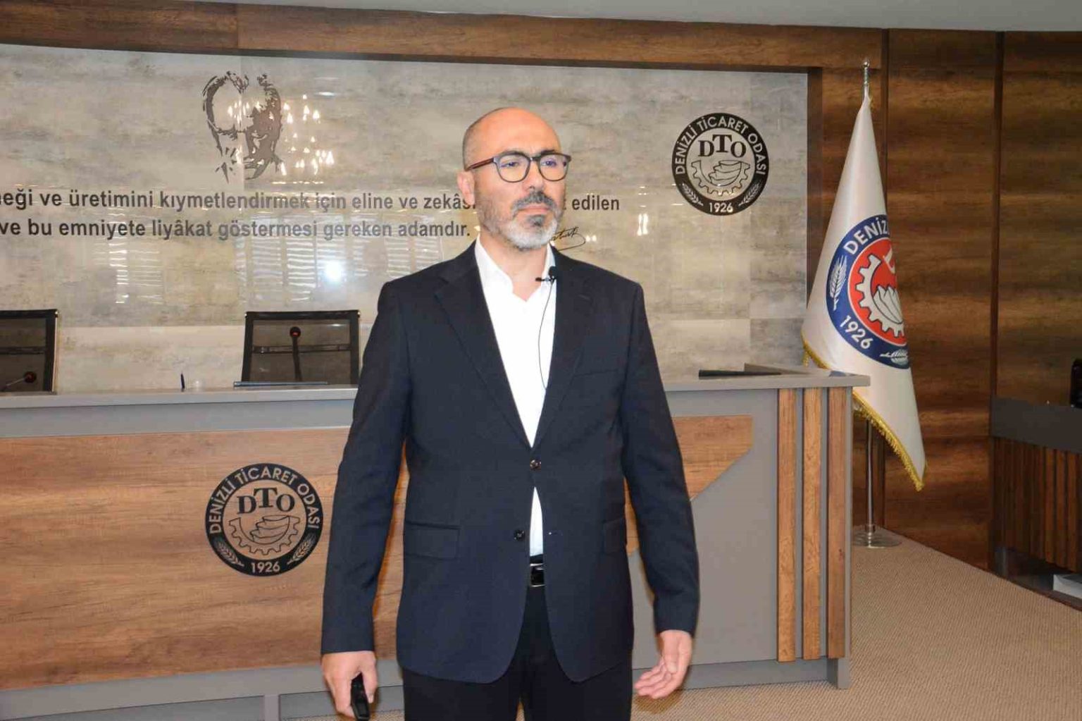 yapay-zeka-caginin-isletmelerdeki-verimlilige-etkisi