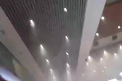 zonguldakta-esas-67-burda-avmde-yangin-panigi