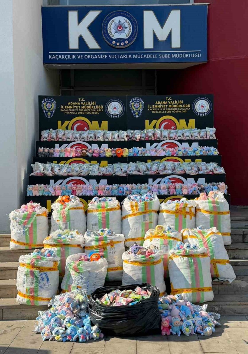 adanada-2-bin-605-gumruk-kacagi-labubu-oyuncak-ele-gecirildi