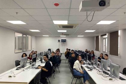 adude-bilgisayar-labaratuvari-yenilendi