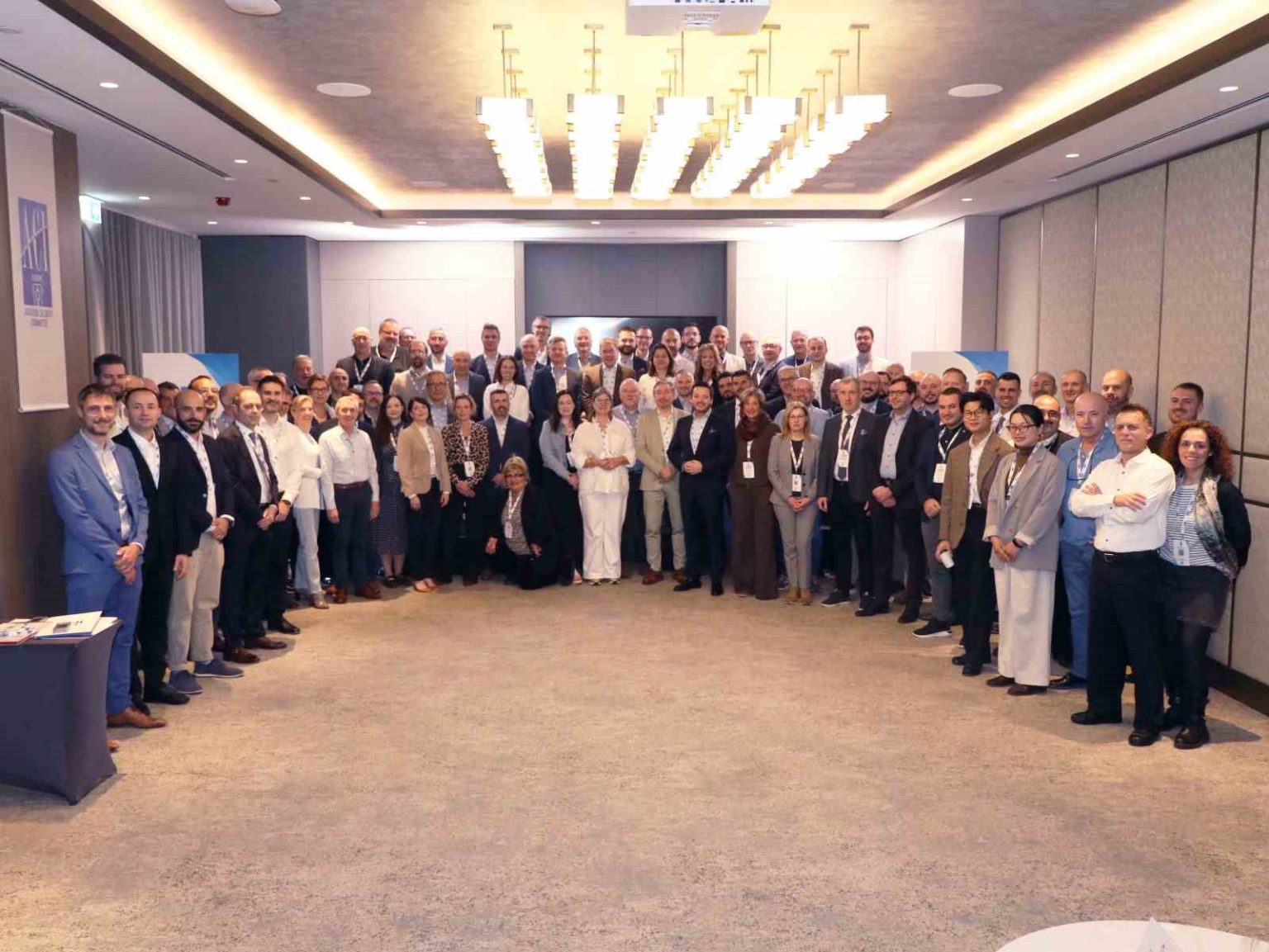 avrupali-havacilik-guvenligi-yoneticileri-tav-guvenlik-ev-sahipliginde-izmirde-bulustu