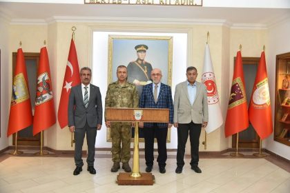 baskan-dumandag-kolordu-komutani-durmaz-ile-bir-araya-geldi