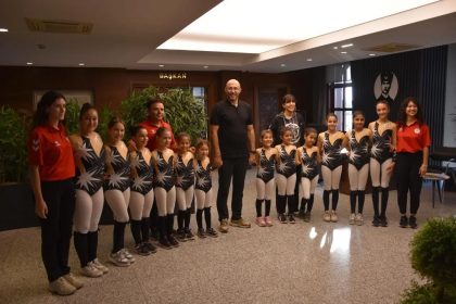 baskan-zencirci-minik-jimnastikcileri-agirladi