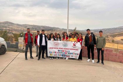 besnide-yks-adaylarina-sosyal-destek-programi-duzenlendi