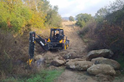 bozdoganda-arazi-yollarinda-calismalar-suruyor