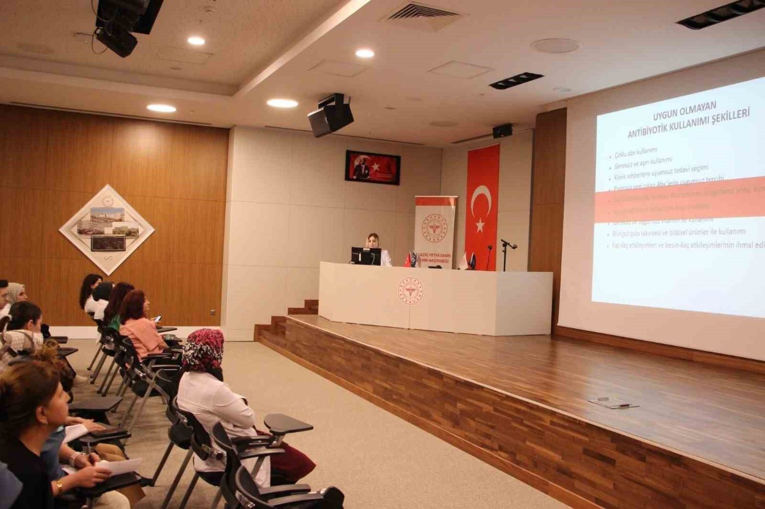 elazigda-antimikrobiyal-farkindalik-haftasi-etkinligi