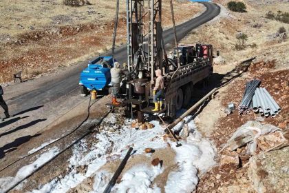 elazigin-bir-koyunde-daha-su-hasreti-sona-erdi