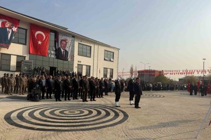 igdirin-dusman-isgalinden-kurtulusunun-105inci-yil-donumu-torenlerle-kutlandi