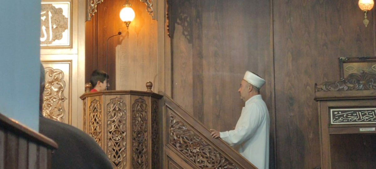 imam-hatipten-ornek-davranis