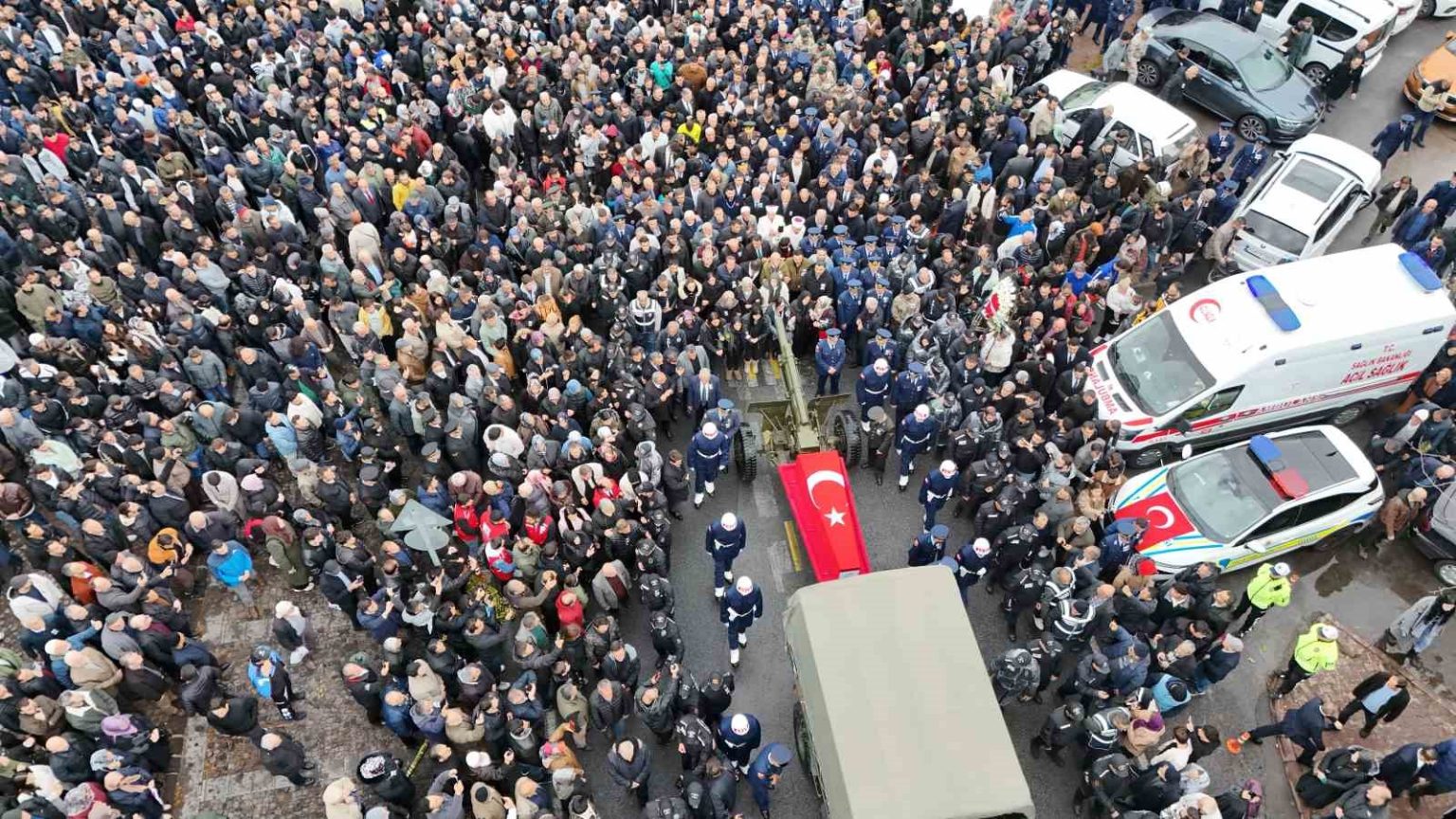 kayserili-binler-sehidini-ugurladi